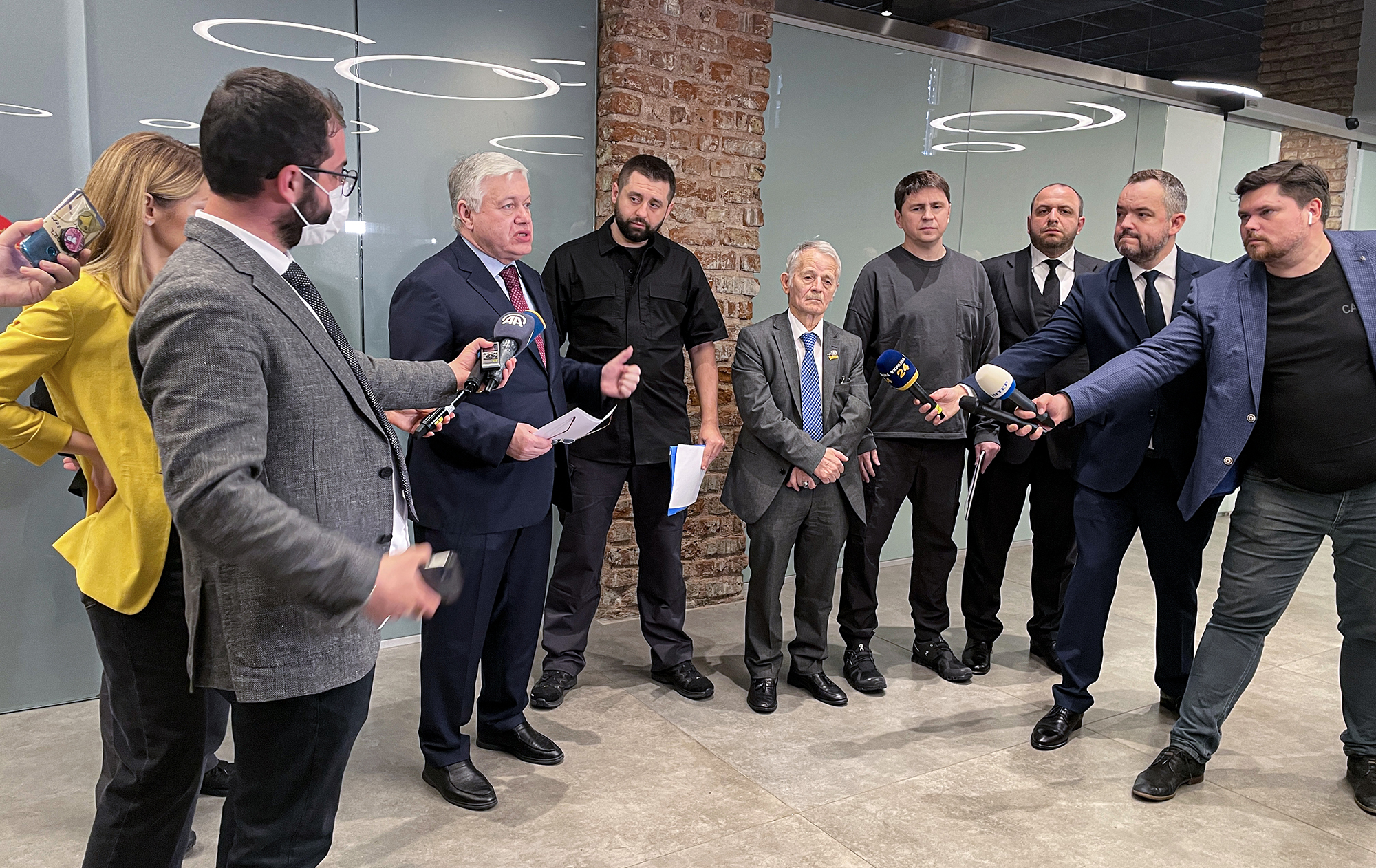 Месяц после Стамбула. Получит ли Украина "гарантии безопасности" от Запада